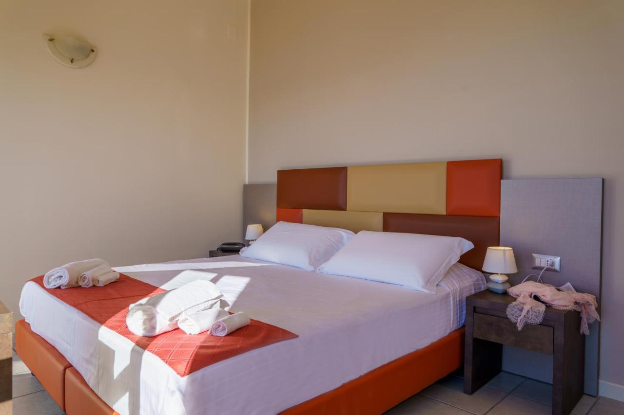 Hotel Tirreno Sapri Exterior foto