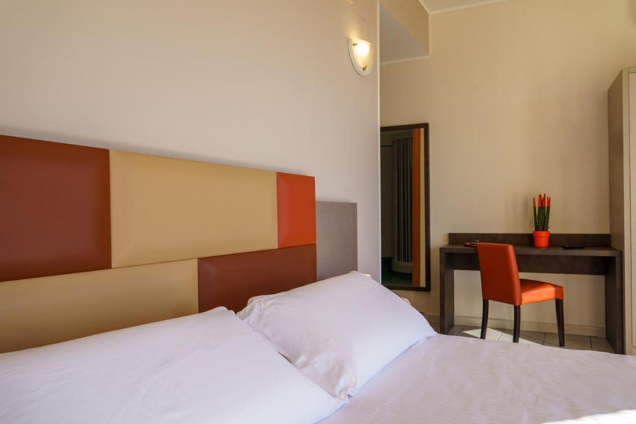 Hotel Tirreno Sapri Exterior foto