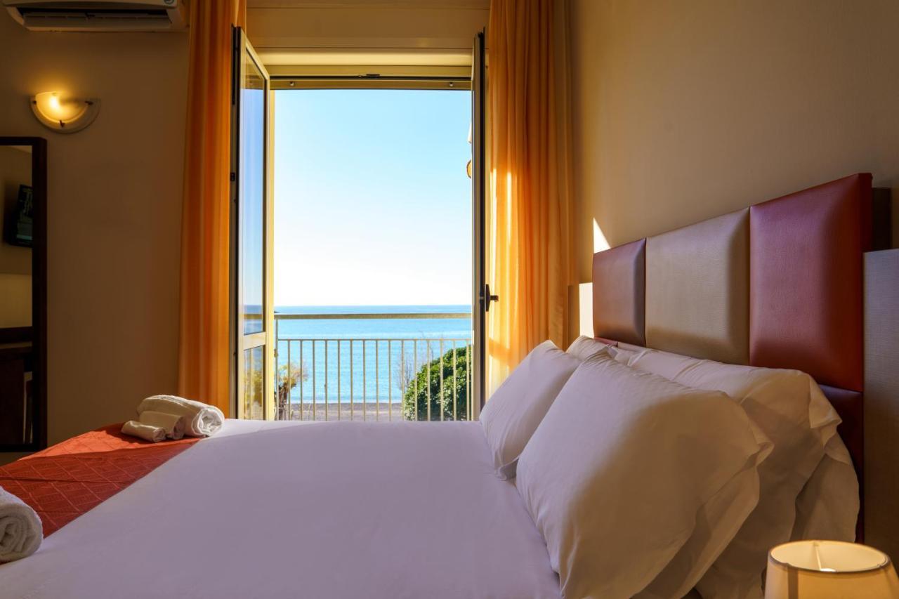 Hotel Tirreno Sapri Exterior foto