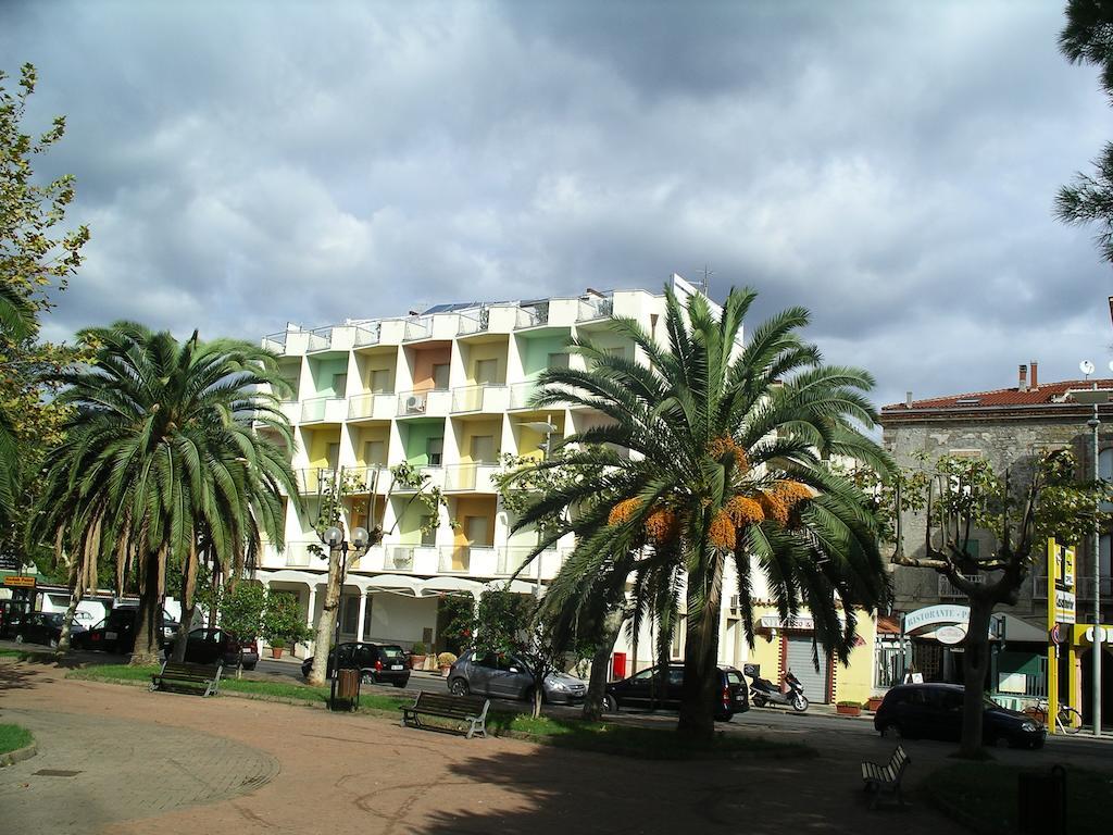Hotel Tirreno Sapri Exterior foto